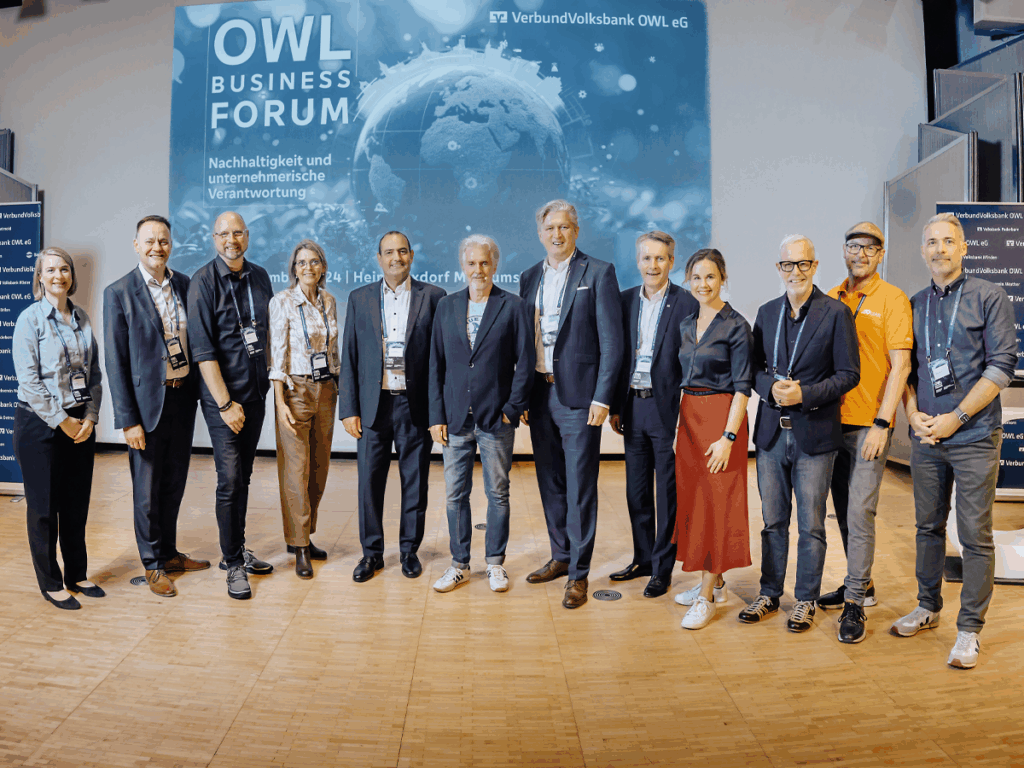 Gruppenfoto beim OWL-Business-Forum